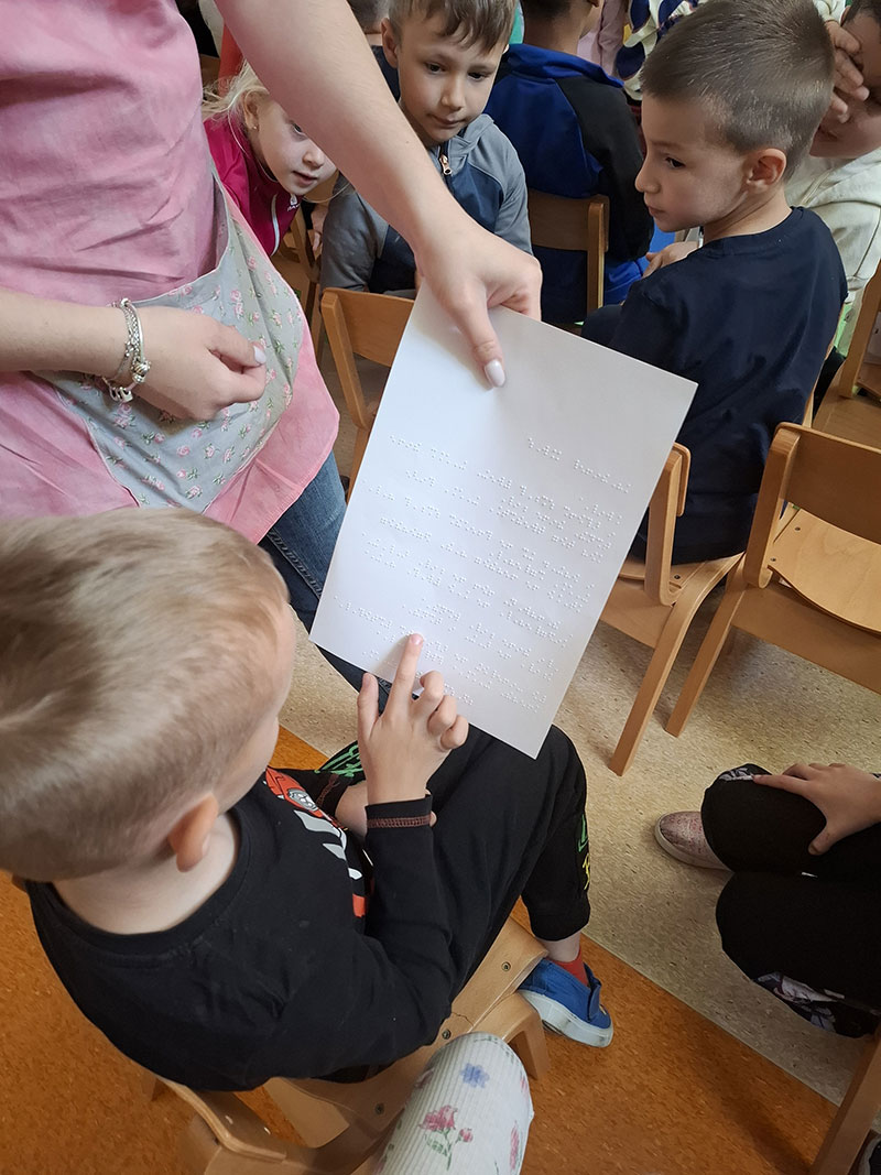 DOJMLJIV SUSRET S OSOBITIM PJESNIKOM - pjesnik Danijel Kralj