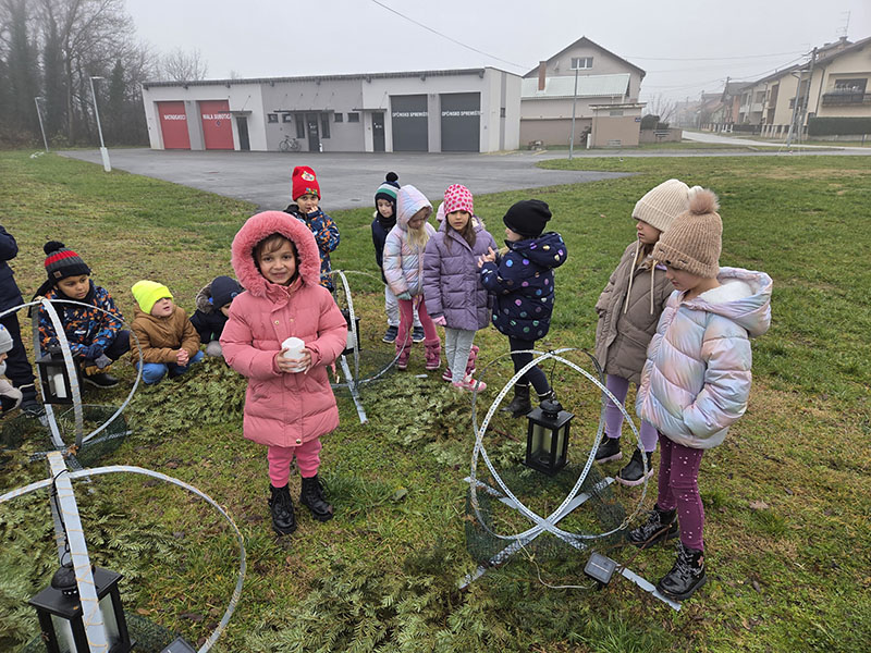 DRUŽENJIMA I POMAGANJEM DOČEKALI BLAGDANE